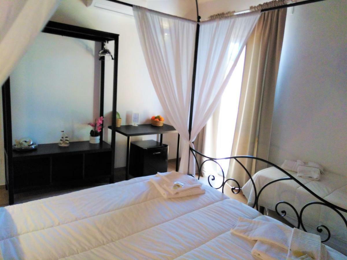 Hotel Residence Noto Marina 外观 照片